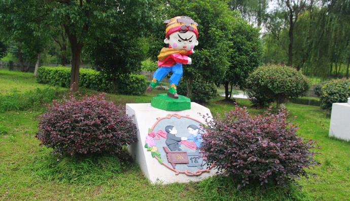 玻璃鋼卡通雕塑.jpg 玻璃鋼卡通雕塑.jpg
